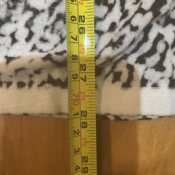 Kokun Sweater Womens XL Cashmere Bamboo Black & White Animal Print Sustainable - Picture 7 of 11